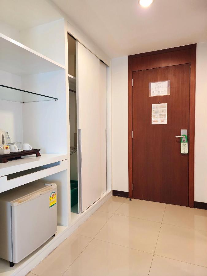 โรงแรมเอเวียน โรงแรม