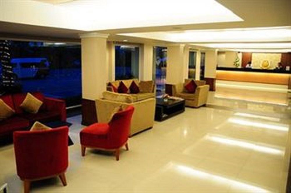 โรงแรมเอเวียน 5*