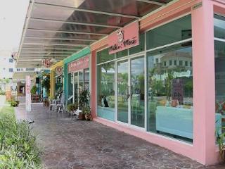 โรงแรม โรงแรมเอเวียน